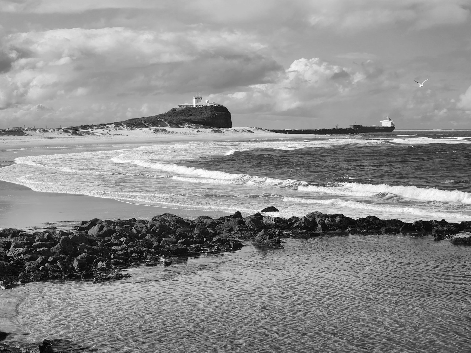Nobbys Head lighthouse and beach, Newcastle